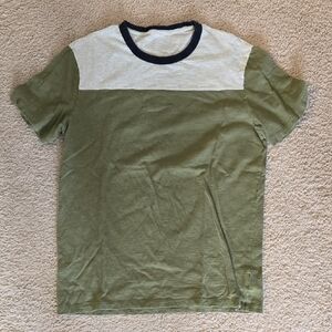 GAP Green and White Short Sleeve Tee Color-Block Design Medium 100% Cotton